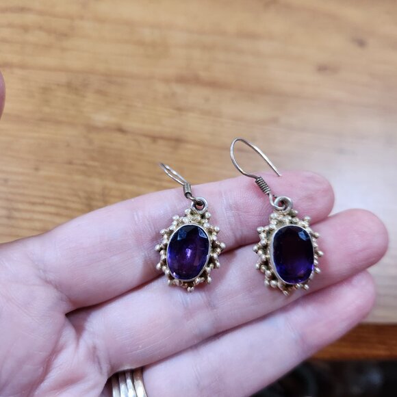Vintage Womens Amethyst Earrings Set in 925 Sterling Silver - Picture 3 of 4